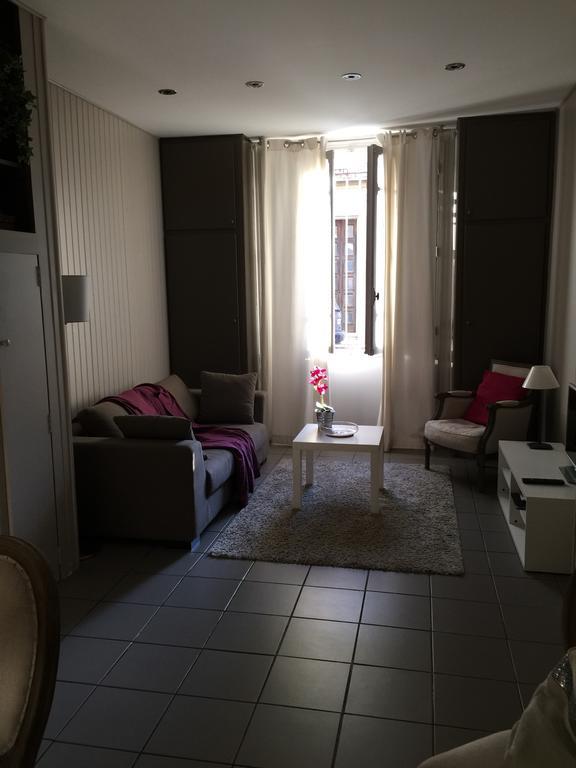 Charmants Appartements Centre Ville Montpellier Quarto foto